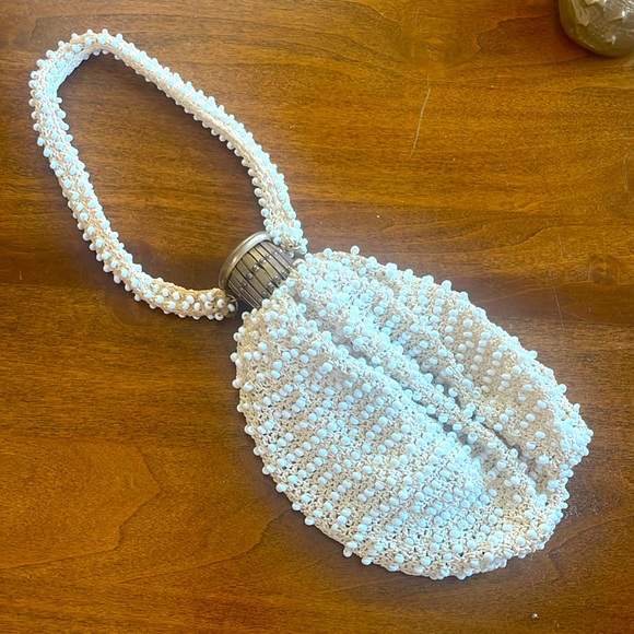 Antique gate-top beaded mesh purse - Picture 1 of 12